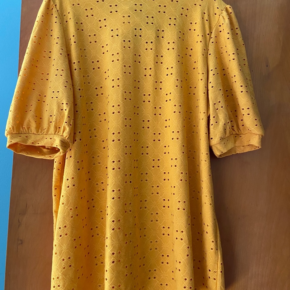 Olivia Blu Yellow Top 1X NWT - Picture 2 of 6